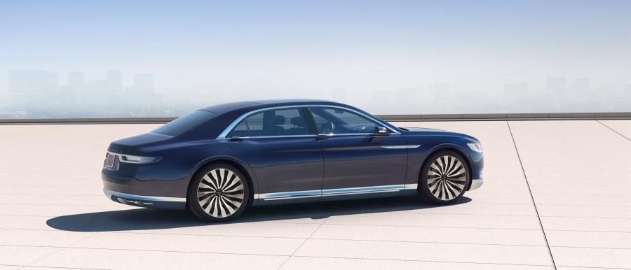  Lincoln Continental Concept 2015 года  (фото 8 из 12)